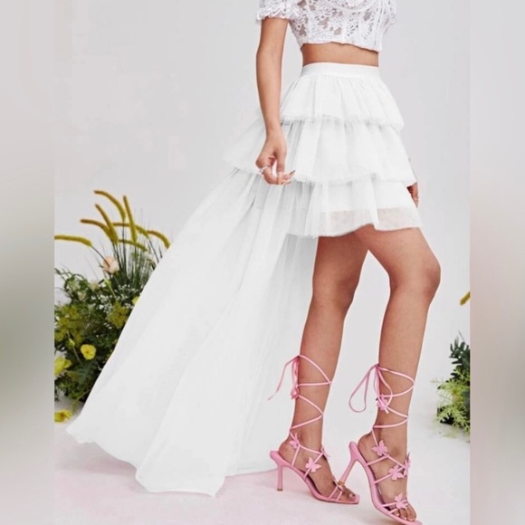 Asymmetrical Hem White Layered Ruffle Mesh Skirt - Picture 3 of 5